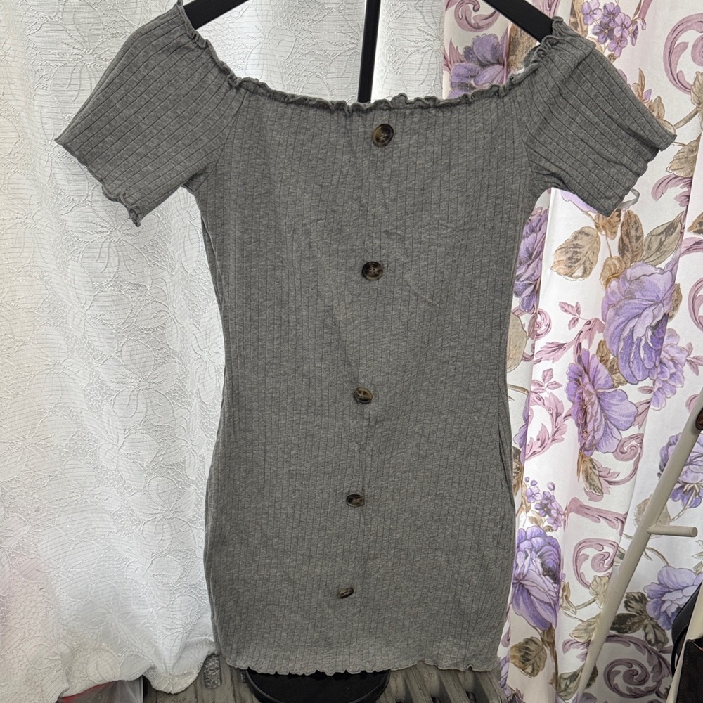 SHEIN Gray Ribbed Off-Shoulder Midi Dress with Front Buttons
